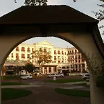 Le Balcon De L'hermitage * 勒图凯－巴黎普拉日