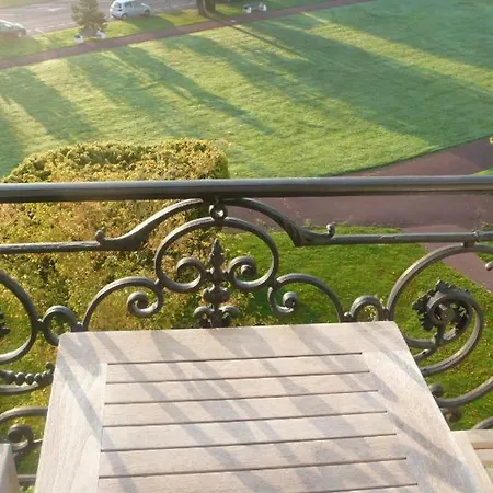 Le Balcon De L'hermitage