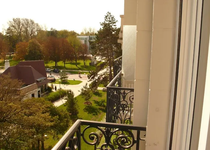Le Balcon De L'hermitage